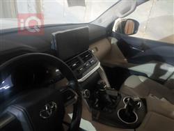 تۆیۆتا لاند کروزەر